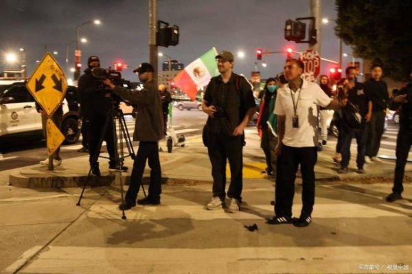 5策略 伊朗盛大庆祝战胜以色列，德黑兰街头狂欢背后！