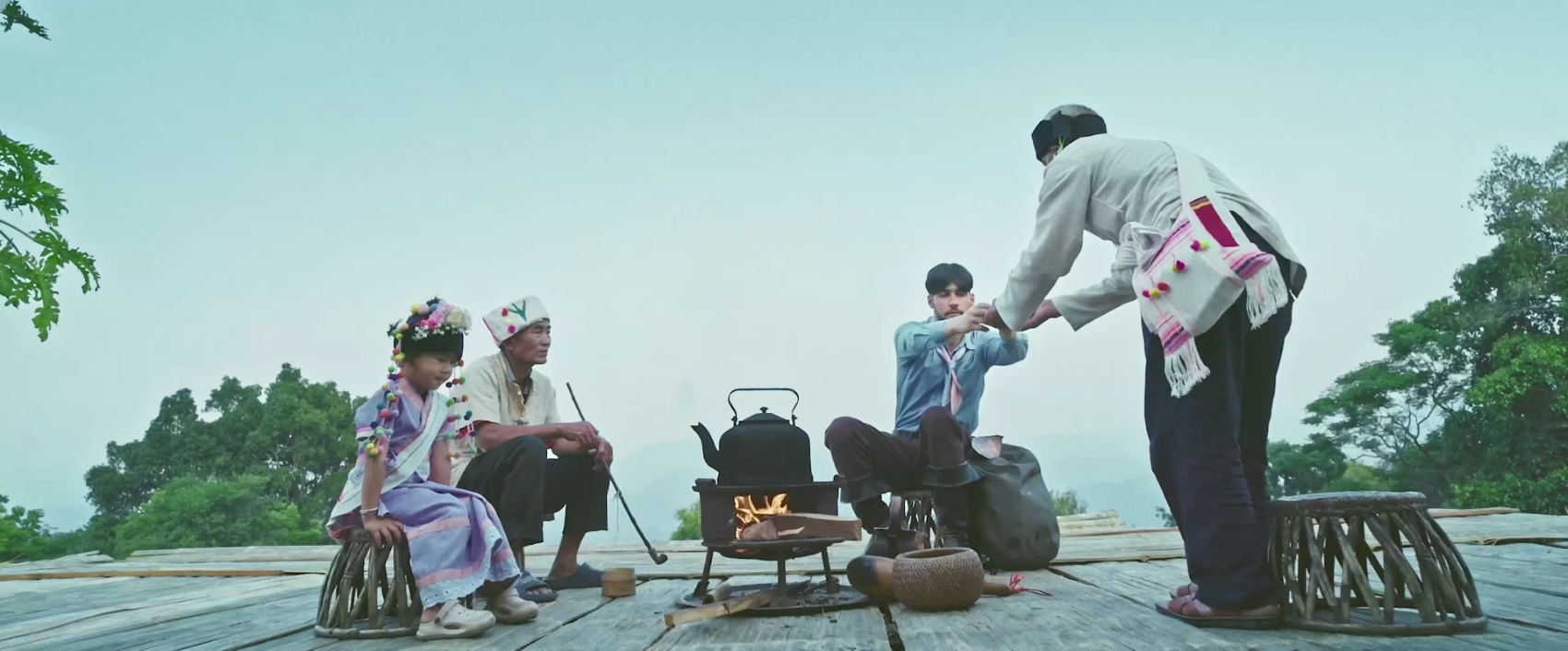 《茶和世界》短片镜头信钰配资,前往“茶马古窖”视频号可观看全片